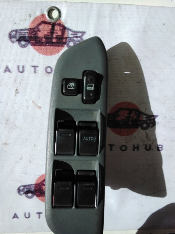 блок управления стеклами - TOYOTA RAV4