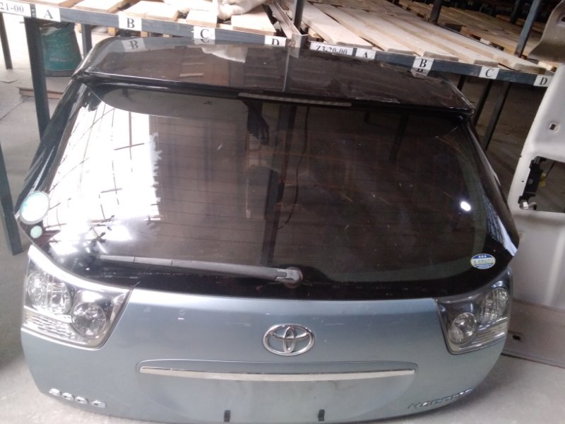 крышка багажника - TOYOTA HARRIER