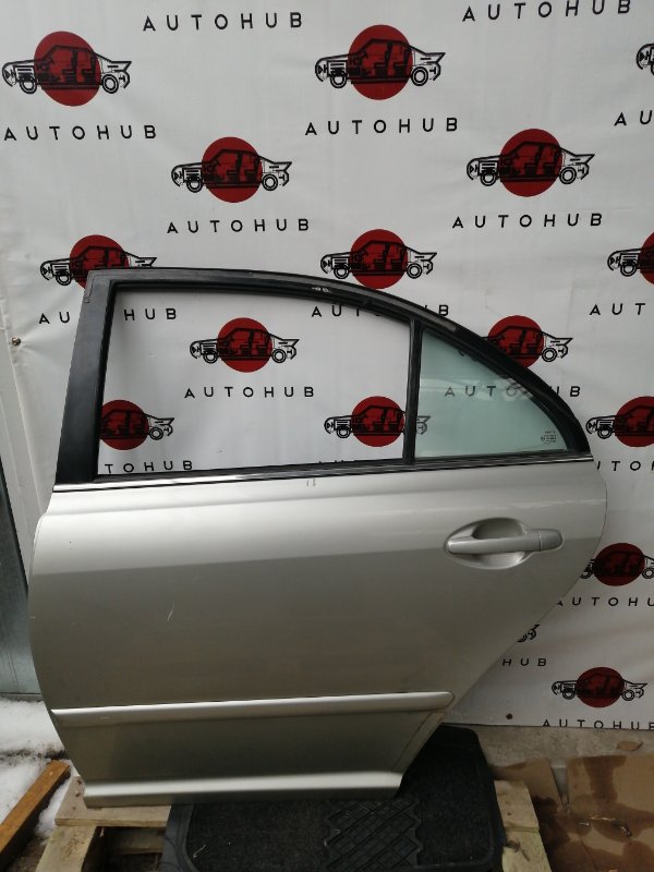 дверь - TOYOTA AVENSIS