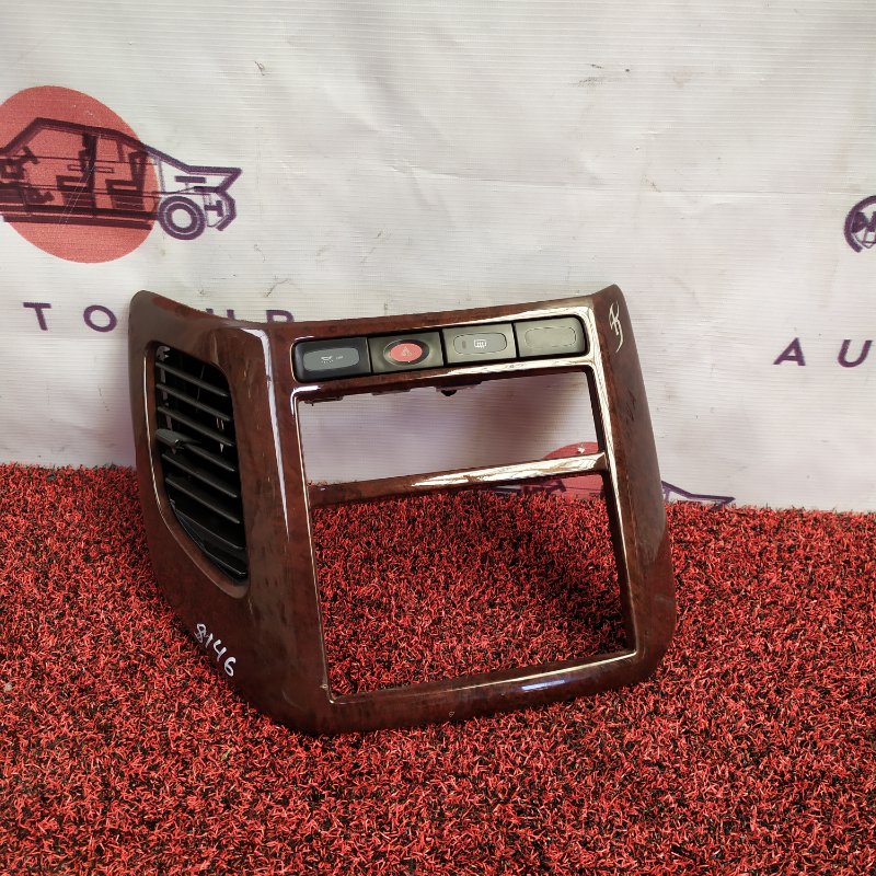 Рамка магнитолы - NISSAN ELGRAND