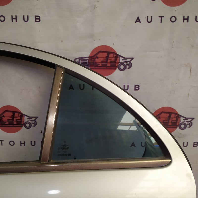 форточка - Mercedes-Benz E-CLASS