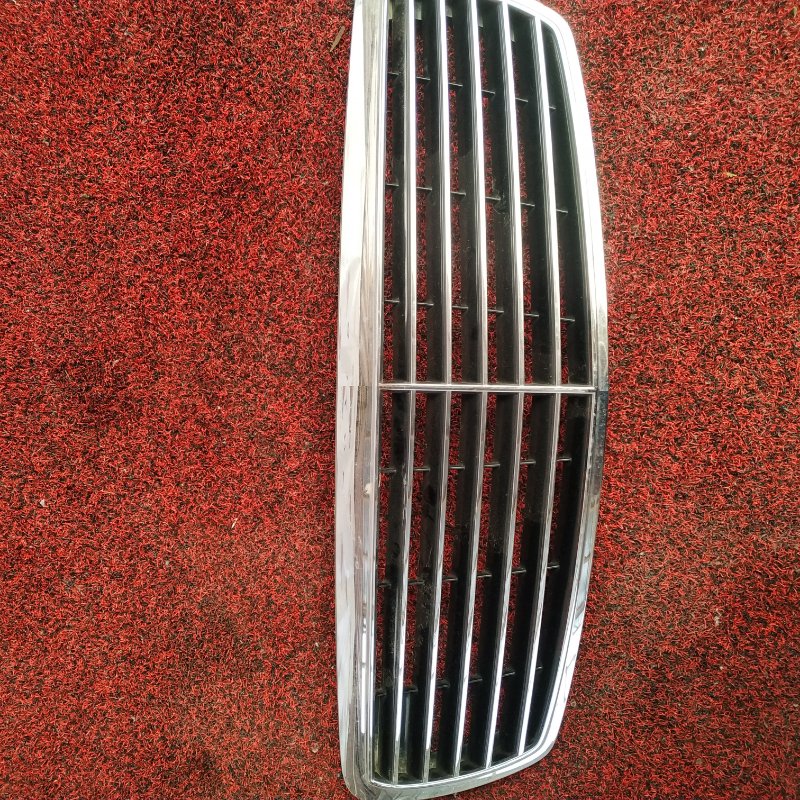 решетка радиатора - Mercedes-Benz E-CLASS