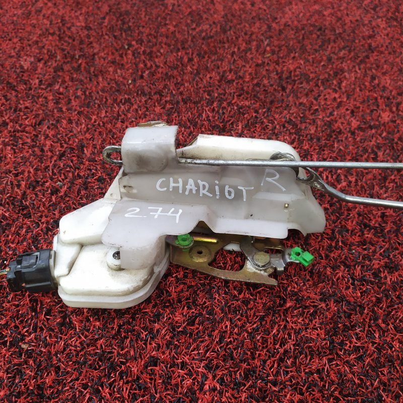 замок двери - Mitsubishi Chariot