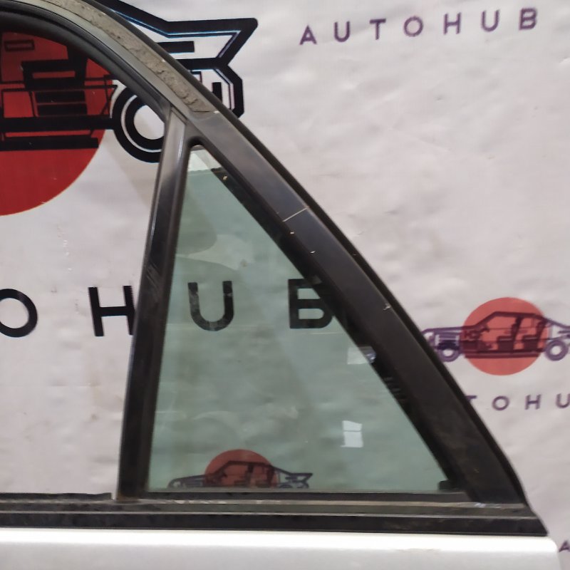 форточка двери - TOYOTA HARRIER
