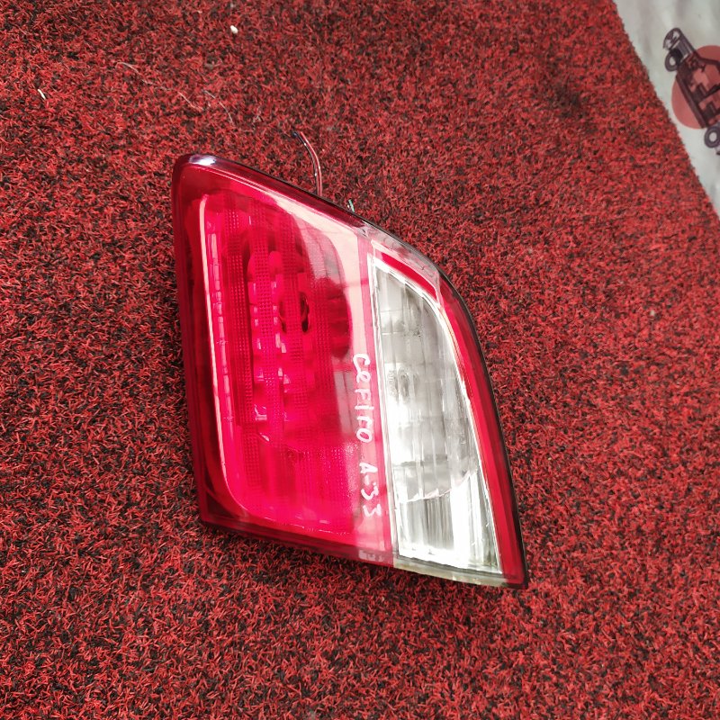 фонарь заднего хода - NISSAN Cefiro