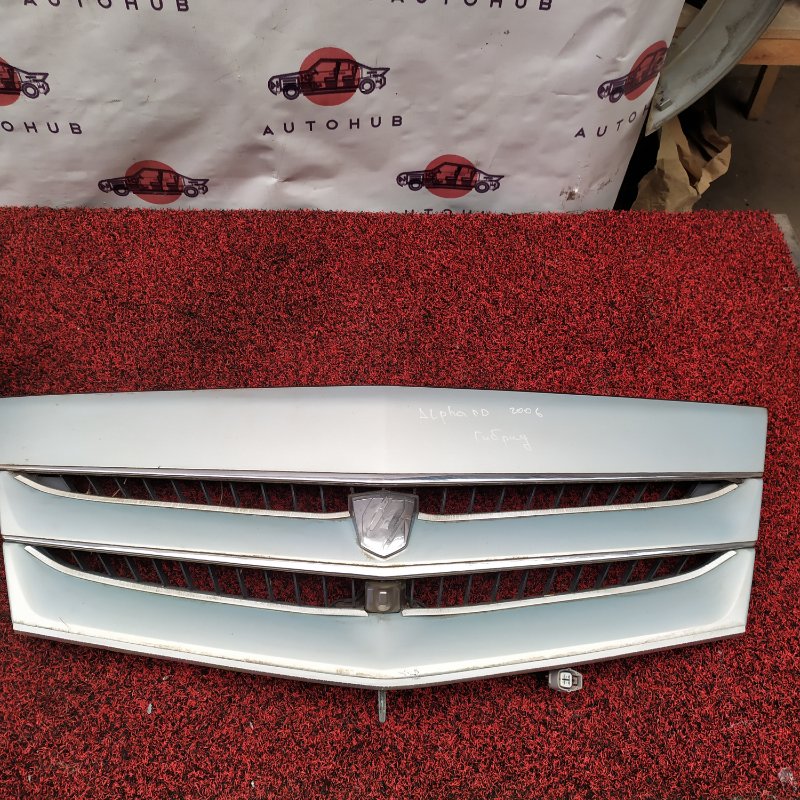 решетка радиатора - TOYOTA ALPHARD