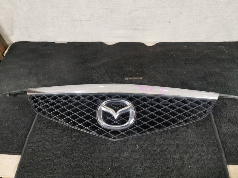 решетка радиатора - Mazda Premacy