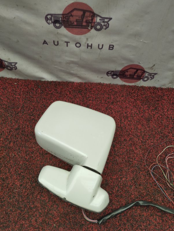зеркало боковое - Mitsubishi Chariot