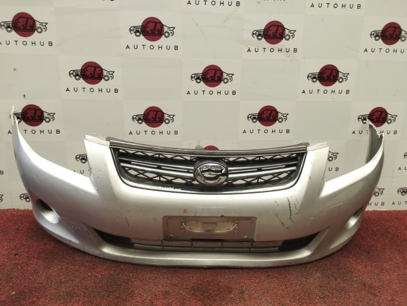 бампер - TOYOTA Corolla