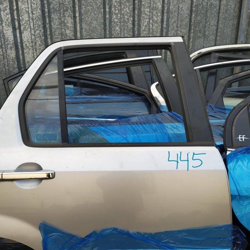 Боковое стекло - HONDA CR-V