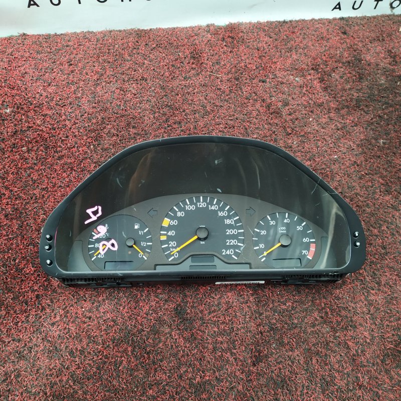 щиток приборов - Mercedes-Benz C-CLASS