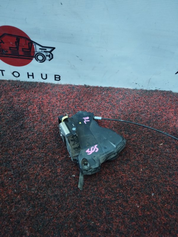 замок двери - TOYOTA Wish