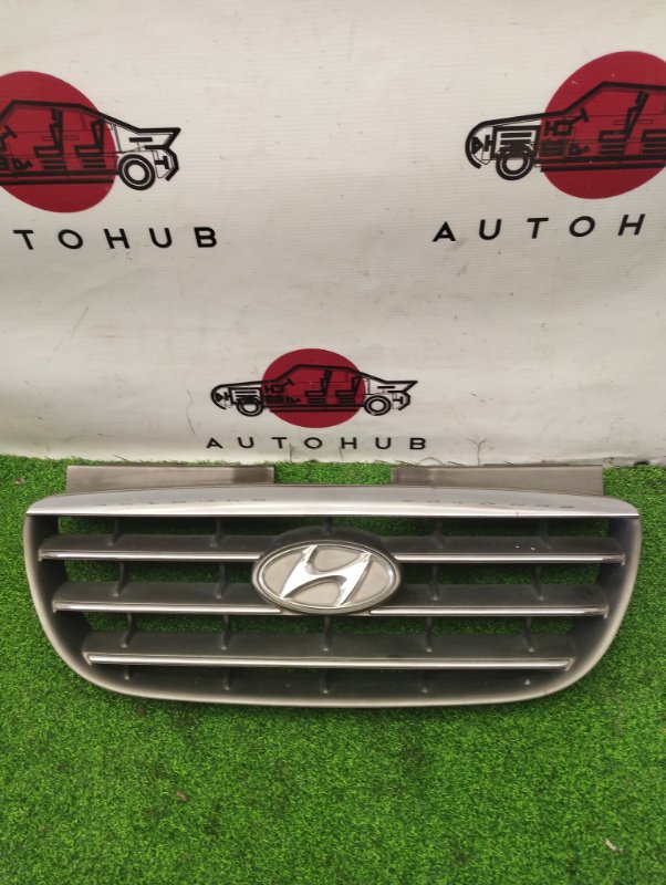 решетка радиатора - Hyundai Avante