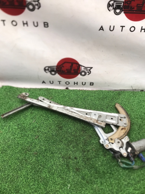 стеклоподъемник - TOYOTA Funcargo