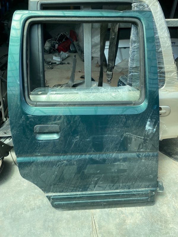 дверь - Suzuki Wagon R