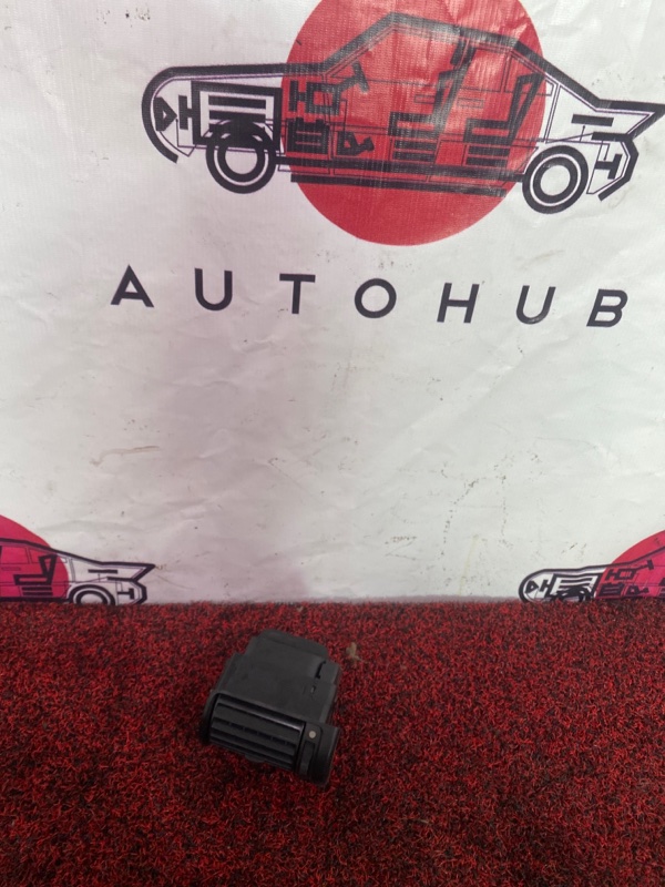 дефлектор печки - Audi A4