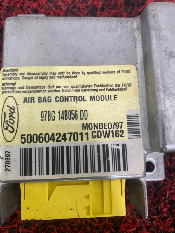 блок управления аирбаг — фото 2