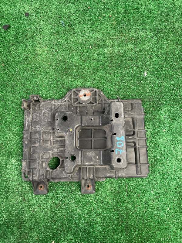 Поддон под аккумулятор - Kia K5