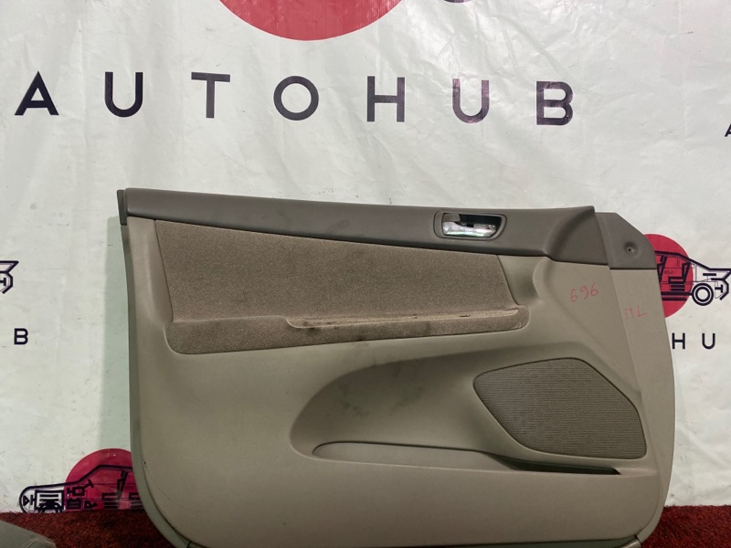 Обшивка дверей - TOYOTA Camry