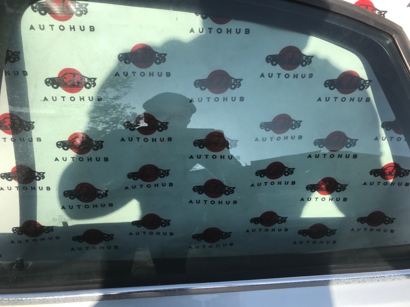Боковое стекло - Audi A4
