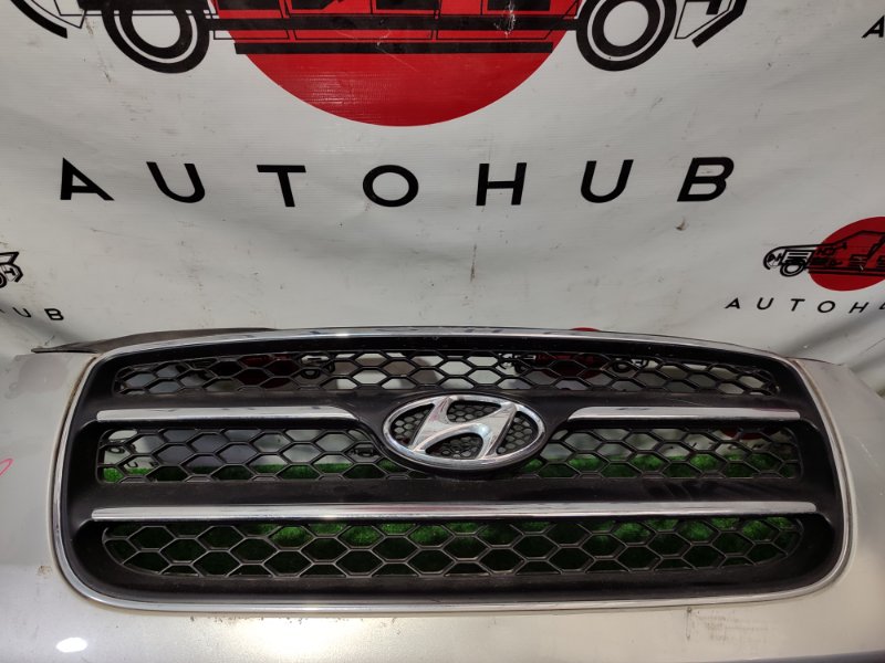 решетка радиатора - Hyundai Santa Fe