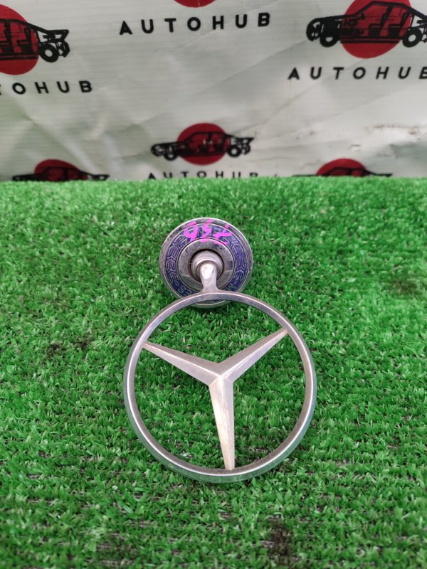 эмблема - Mercedes-Benz E-CLASS