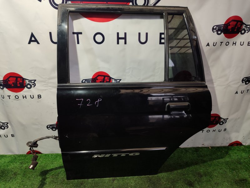 дверь - Mitsubishi Montero