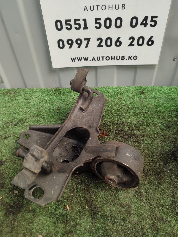 подушка двигателя - TOYOTA Raum
