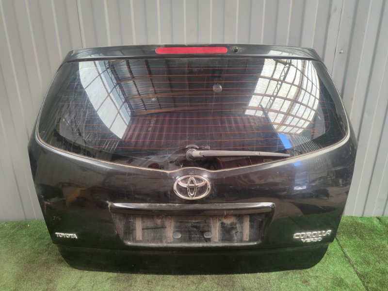 крышка багажника - TOYOTA Corolla Verso