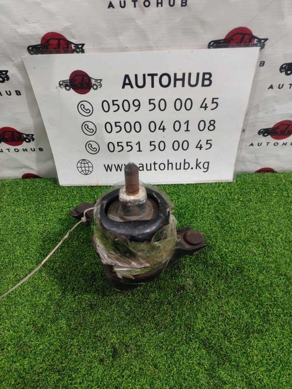 подушка двигателя - TOYOTA HARRIER