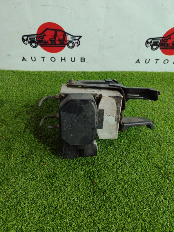 блок abs - TOYOTA Altezza