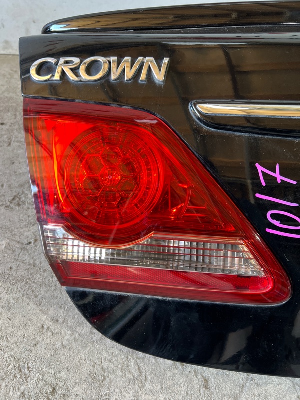 фонарь заднего хода - TOYOTA Crown