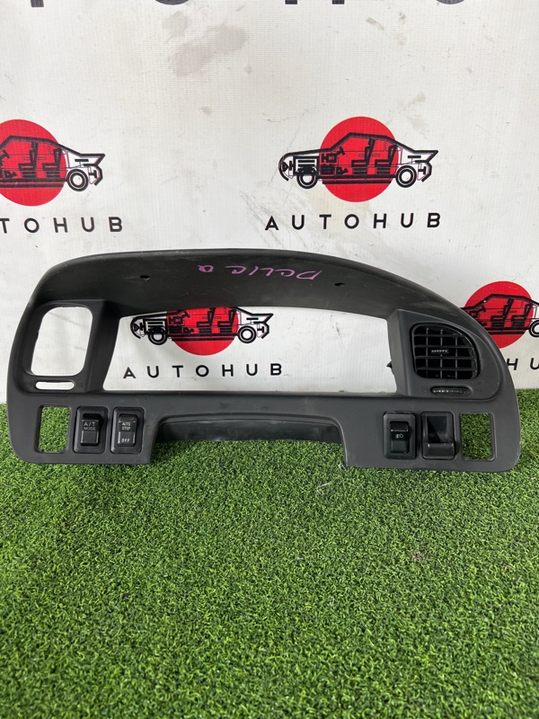Рамка щитка приборов - Mitsubishi Delica
