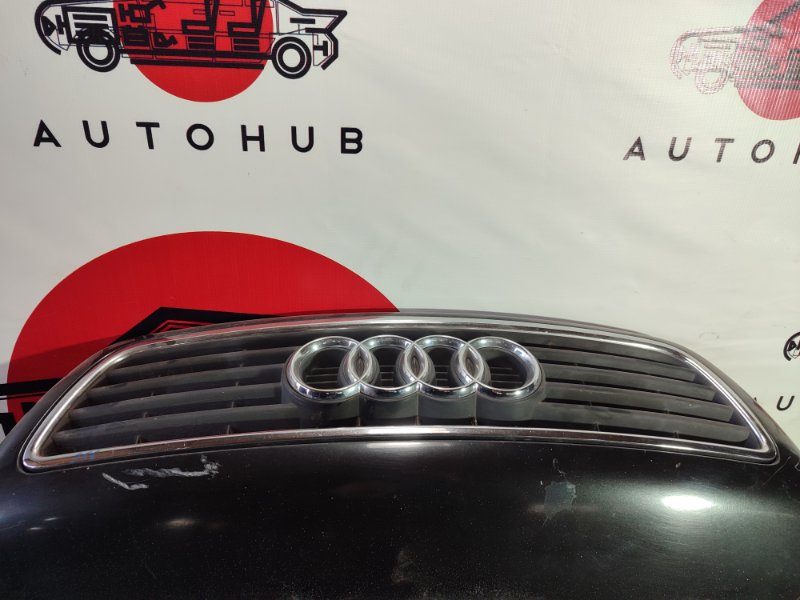 решетка радиатора - Audi A6