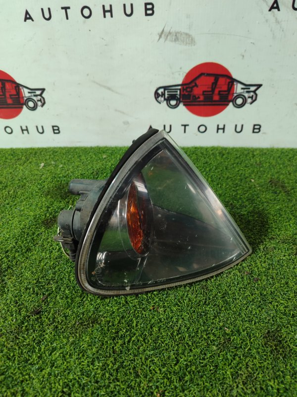 поворотник - TOYOTA AVENSIS
