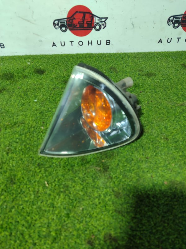 поворотник - TOYOTA AVENSIS