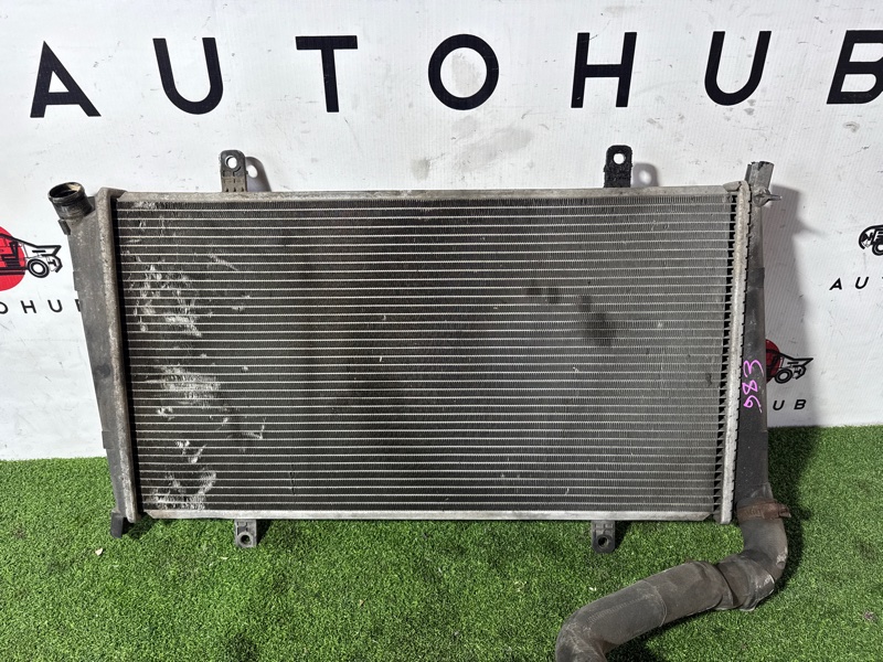 Основной радиатор - Mitsubishi Carizma