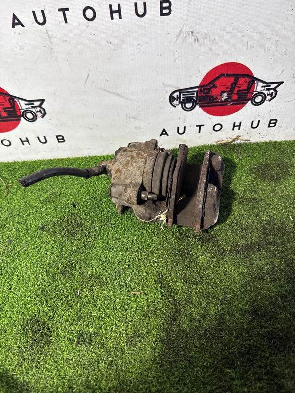 суппорт - Volkswagen Golf