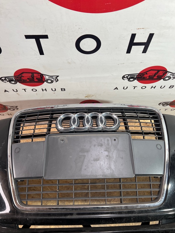 решетка радиатора - Audi A6