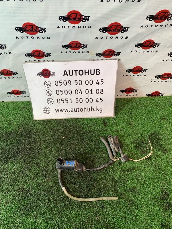 Моторчик омывателя - TOYOTA Allion