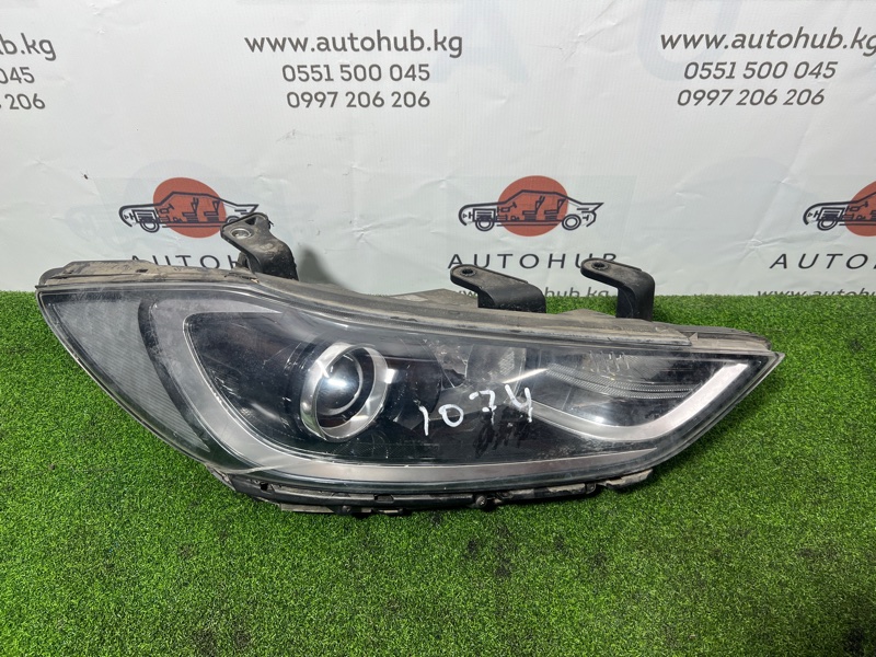 фара - Hyundai Avante