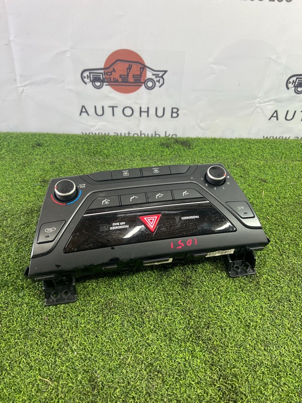 блок управления климат-контролем - Hyundai Avante