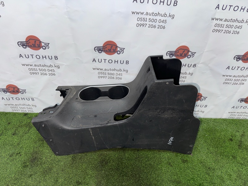 подлокотник - Hyundai Avante