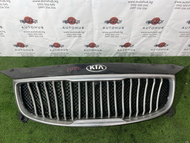 решетка радиатора - Kia Carnival