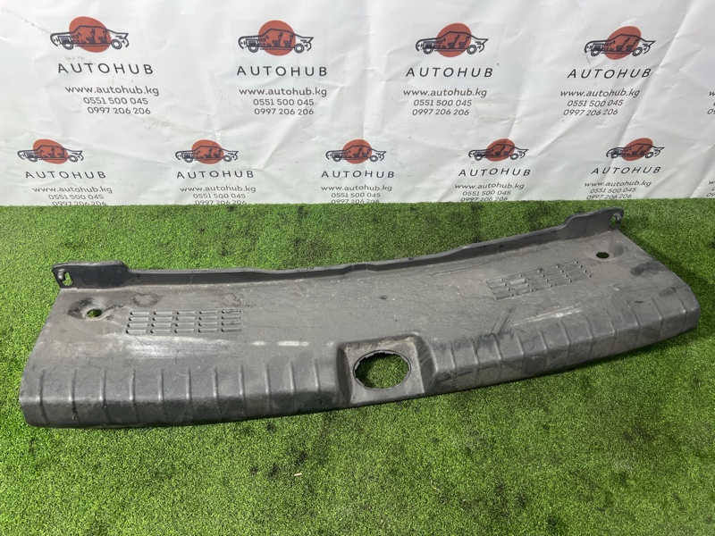 Декоративная накладка на багажник - Kia K5