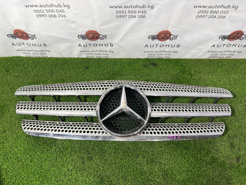 решетка радиатора - Mercedes-Benz M-CLASS