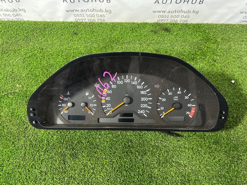 щиток приборов - Mercedes-Benz C-CLASS