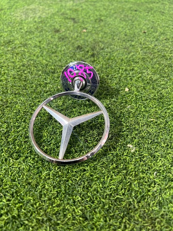 значек капота - Mercedes-Benz E-CLASS
