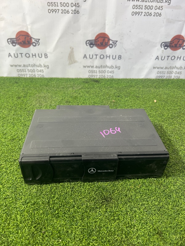 cd changer - Mercedes-Benz S-CLASS