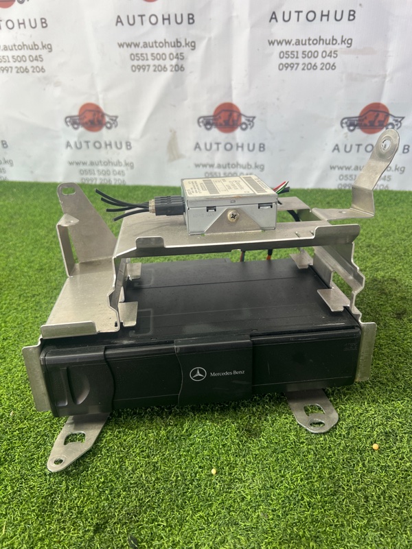 cd changer - Mercedes-Benz S-CLASS